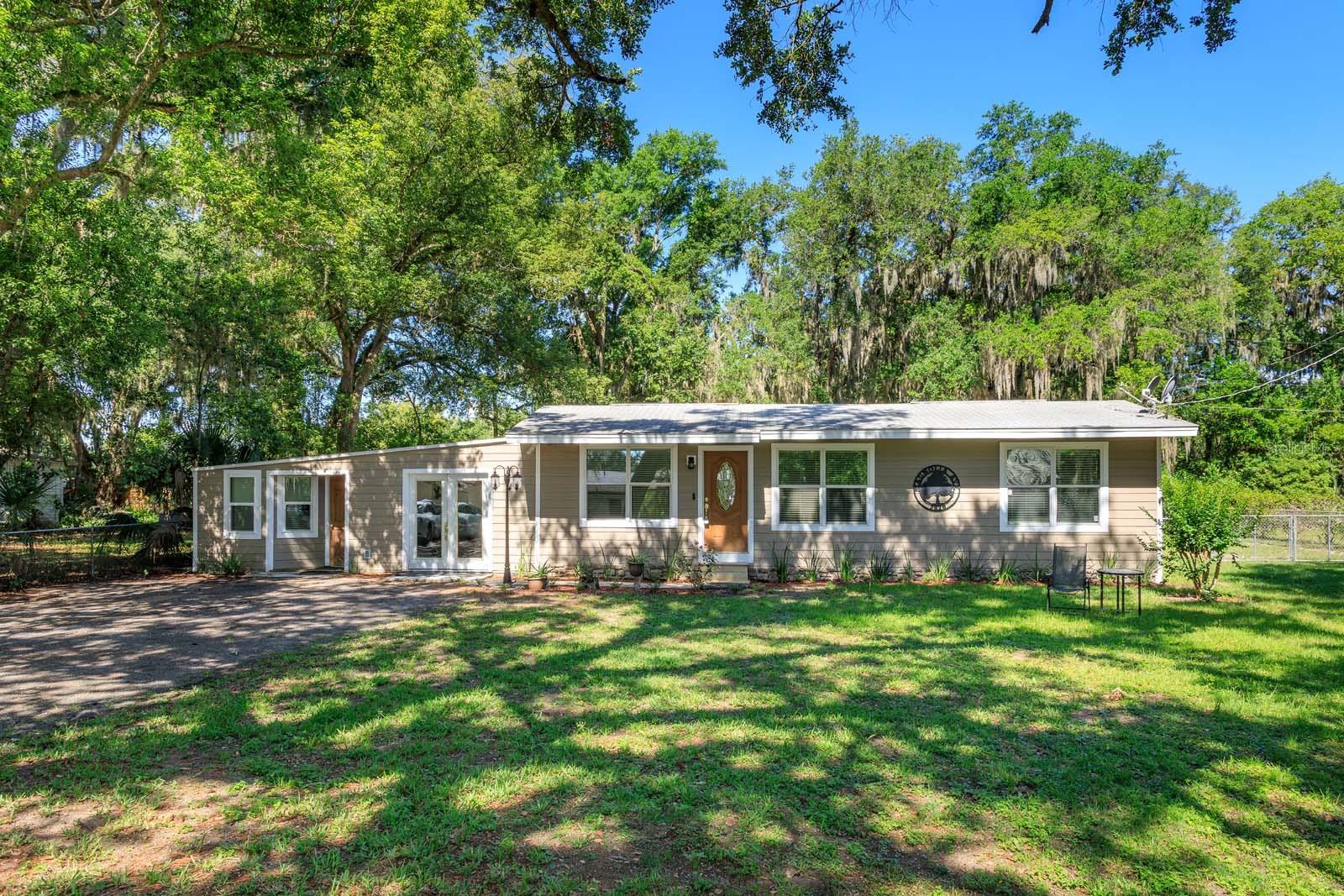 2820 MAGNOLIA AVE