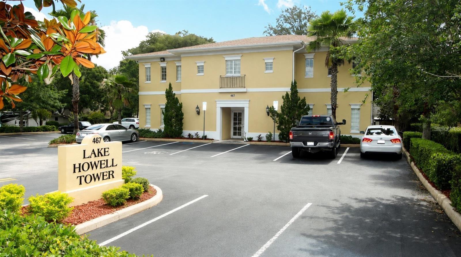 467 LAKE HOWELL RD #208