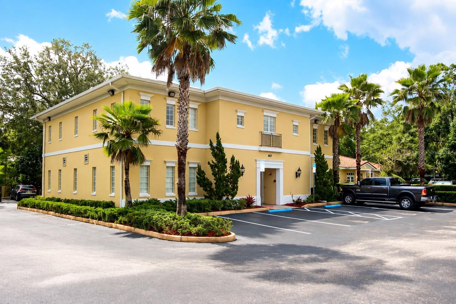 467 LAKE HOWELL RD #209