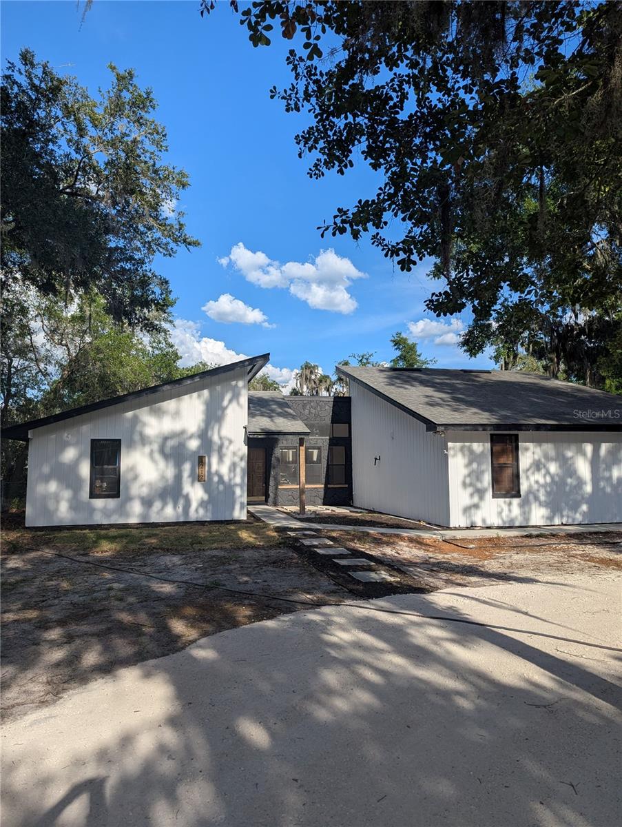 4212 HOMEWOOD LN