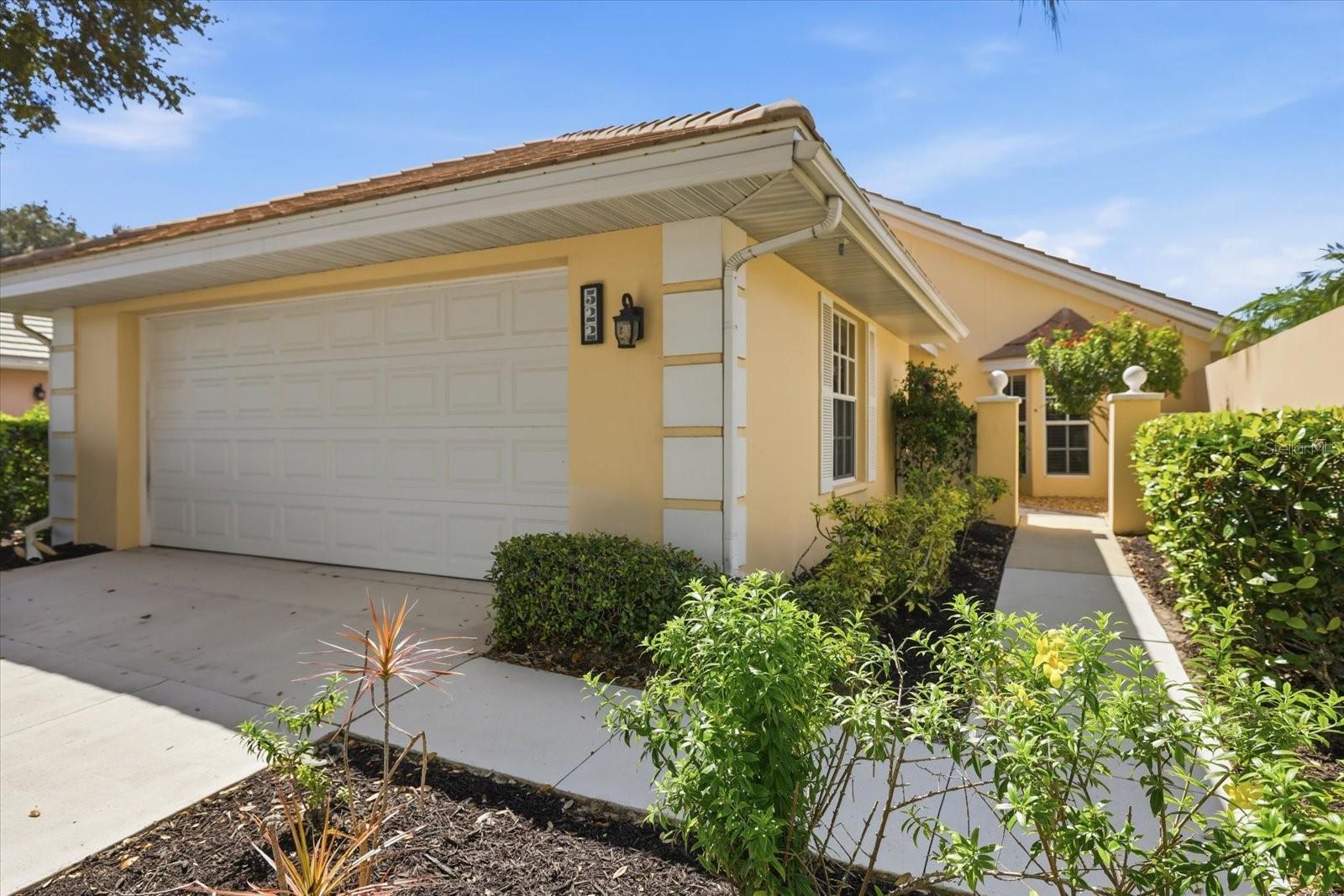 522 Clubside Cir 10