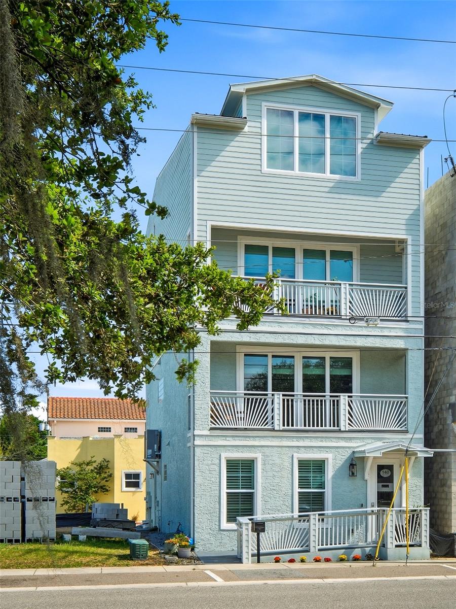 140 JULIA ST