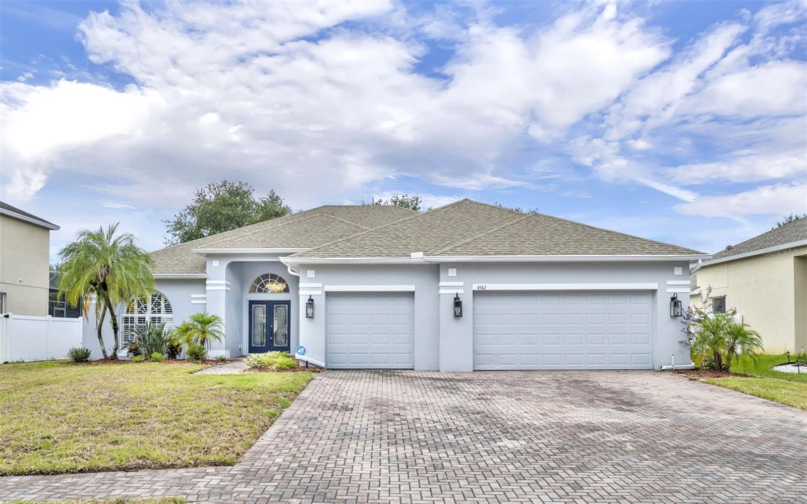 4942 LAKE MILLY DR