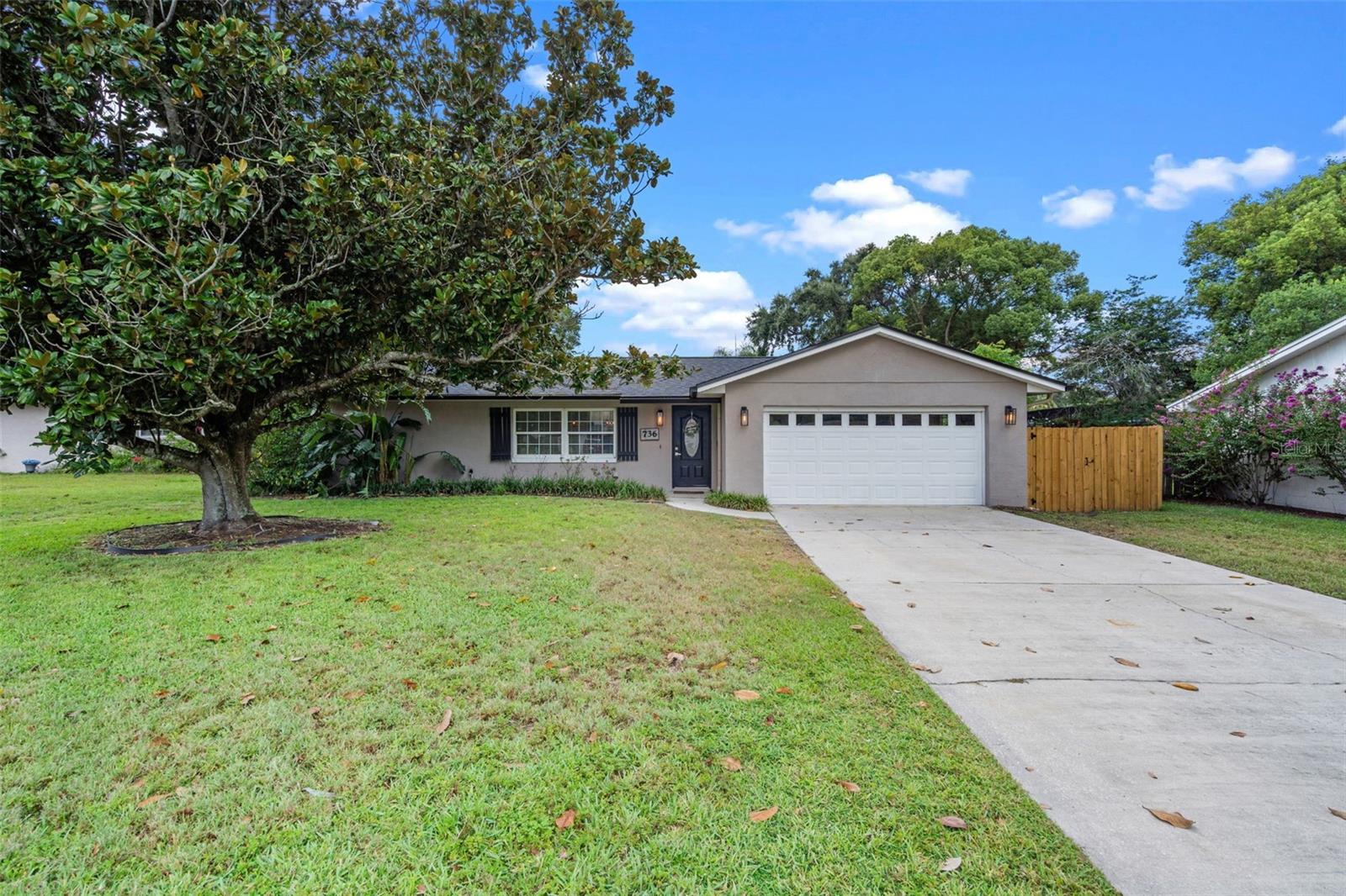 736 FOREST GLEN CT