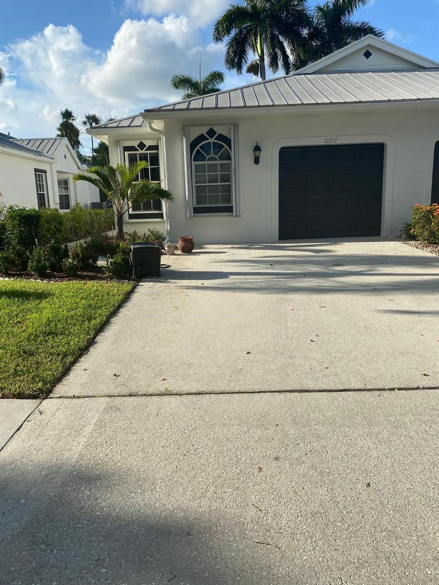 10717 PELICAN DR