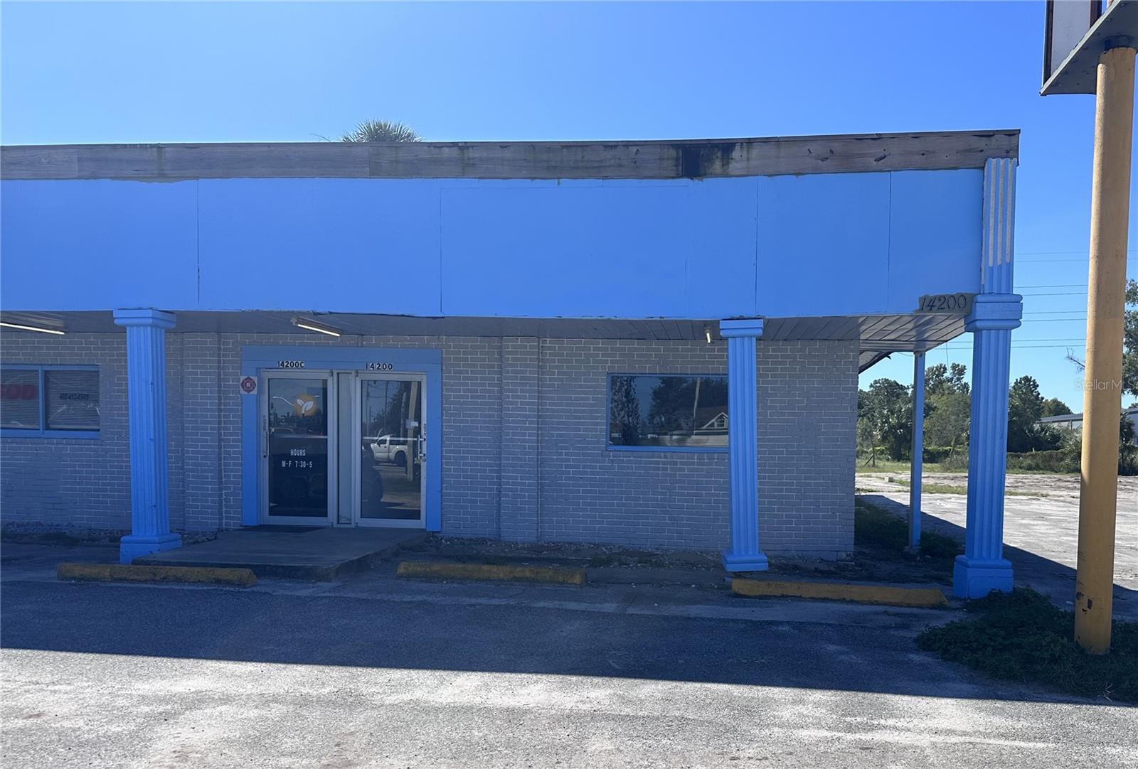 14200 E Colonial Dr, Orlando, FL 32826