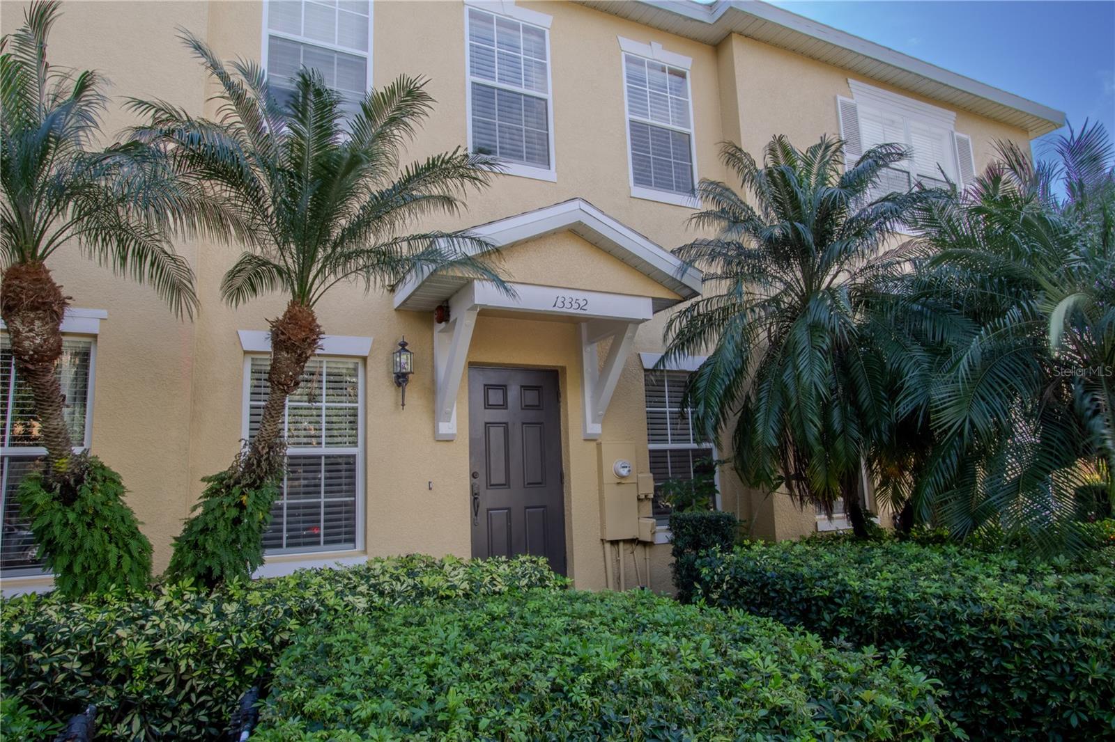 13352 HARBOR SHORE LN #13352