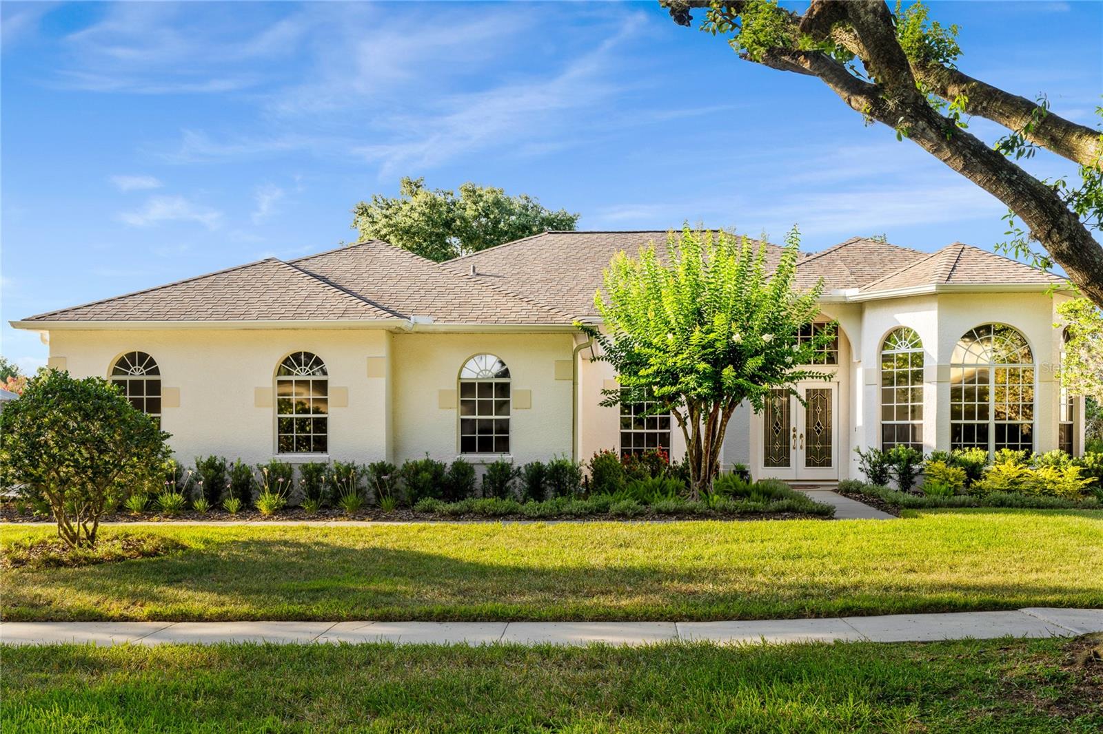 5734 LAKESHORE GROVE PL