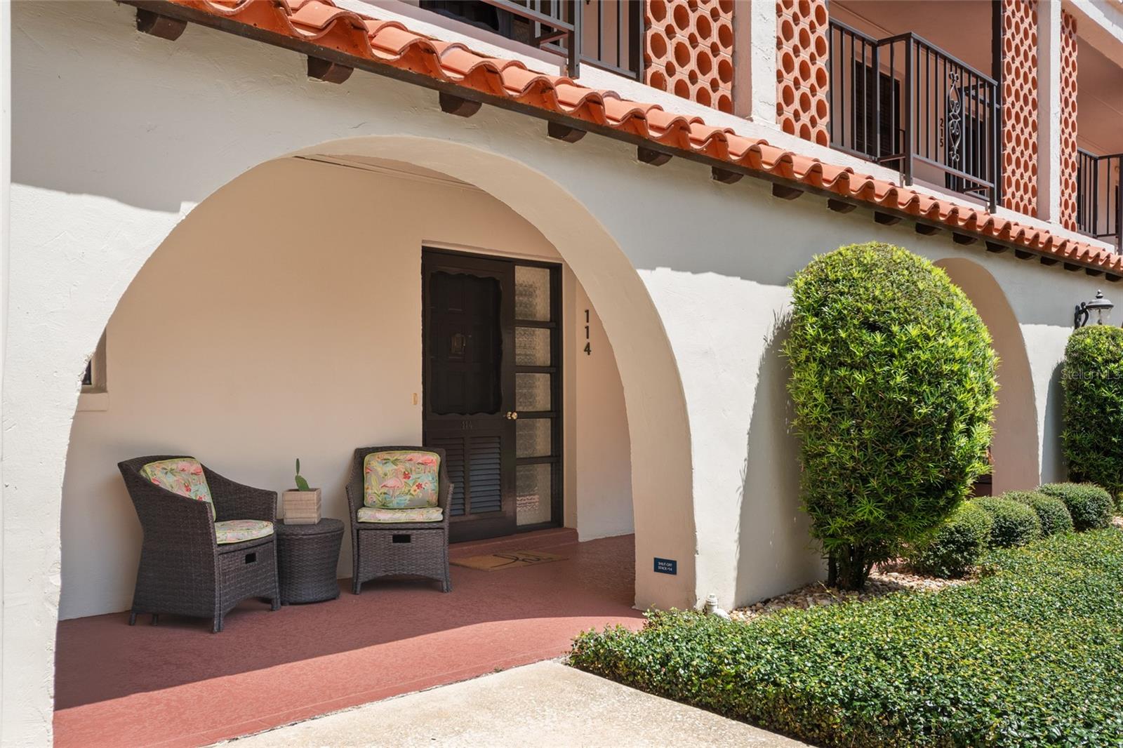 104 S INTERLACHEN AVE #114