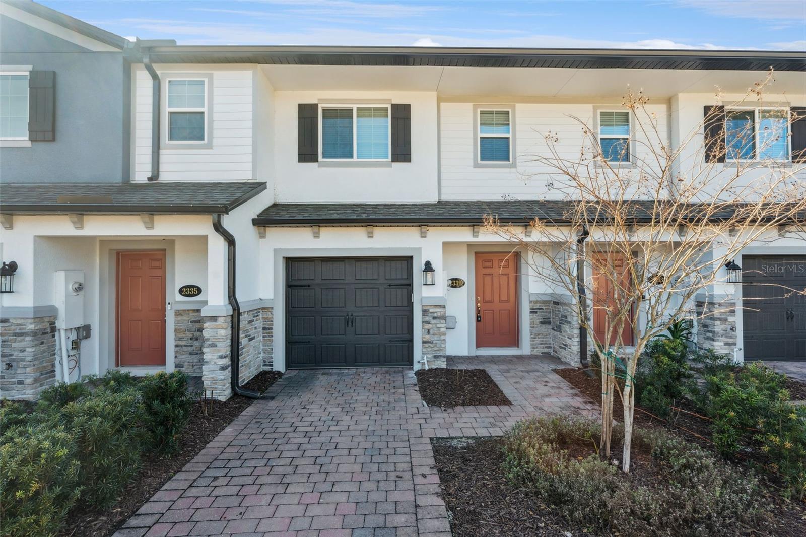 2339 PRICKLY PEAR WAY