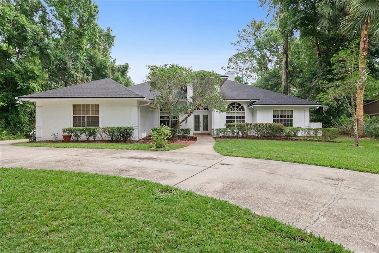 381 CREEKSTONE CT