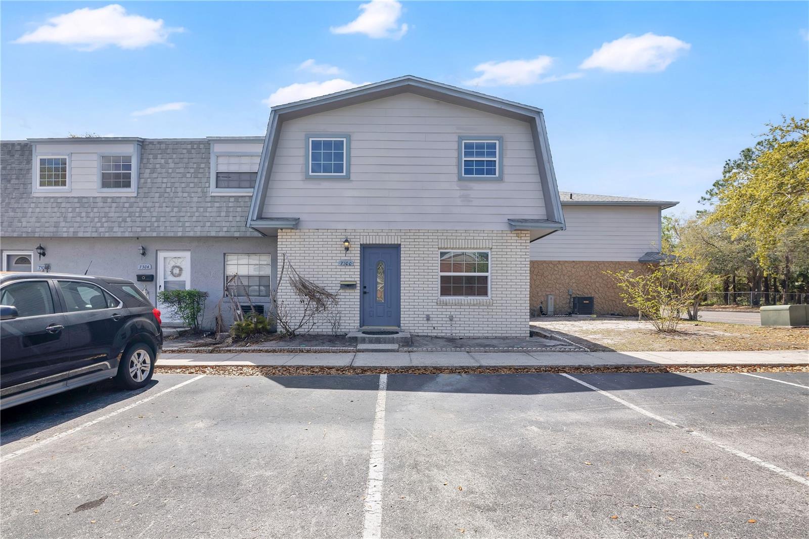 7300 DANIEL WEBSTER DR #M7