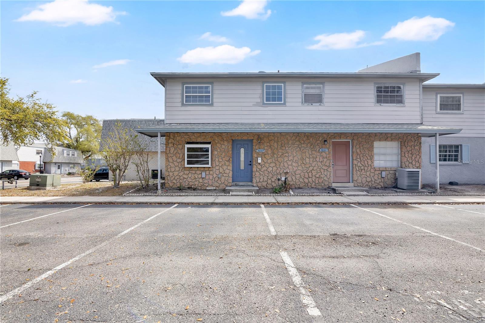 3027 AARON BURR AVE #L1