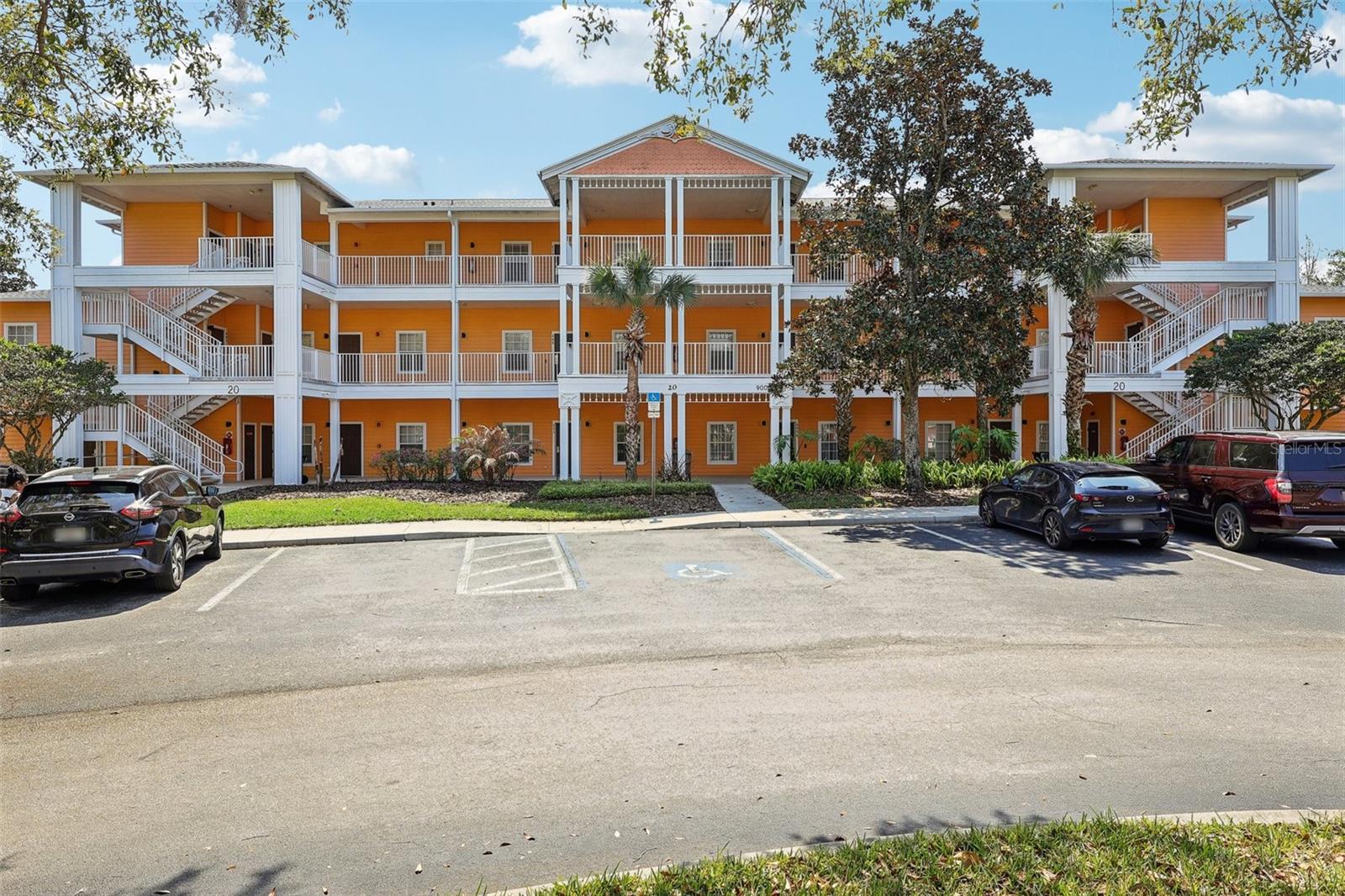 915 New Providence 303