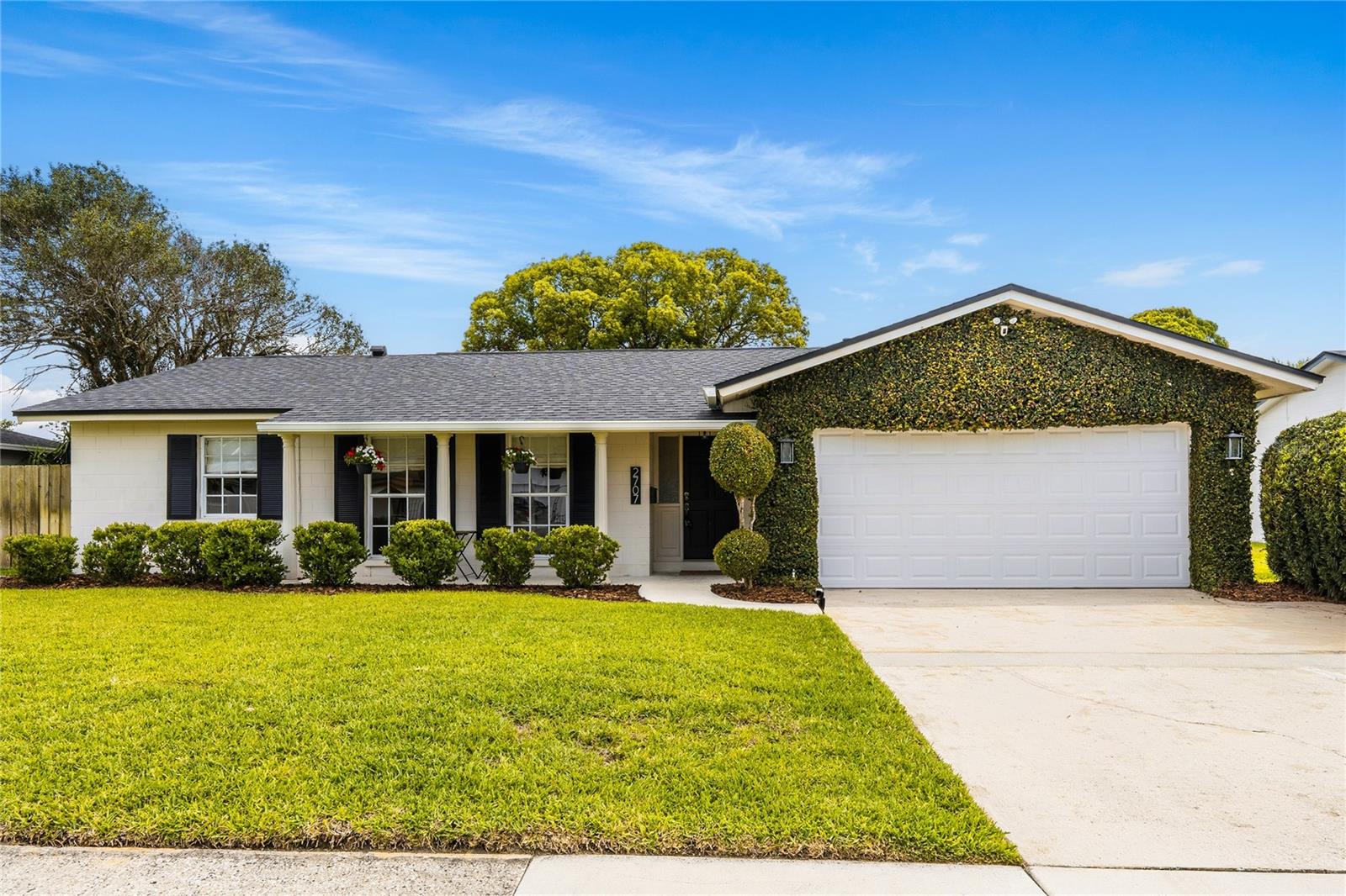 2707 TIERRA CIR