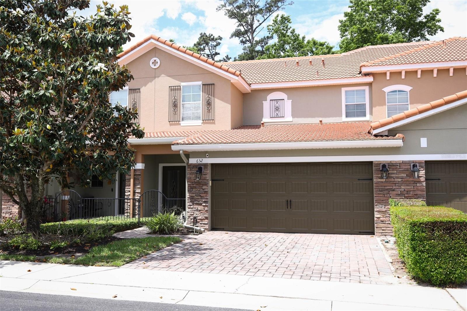 632 VENICE PL