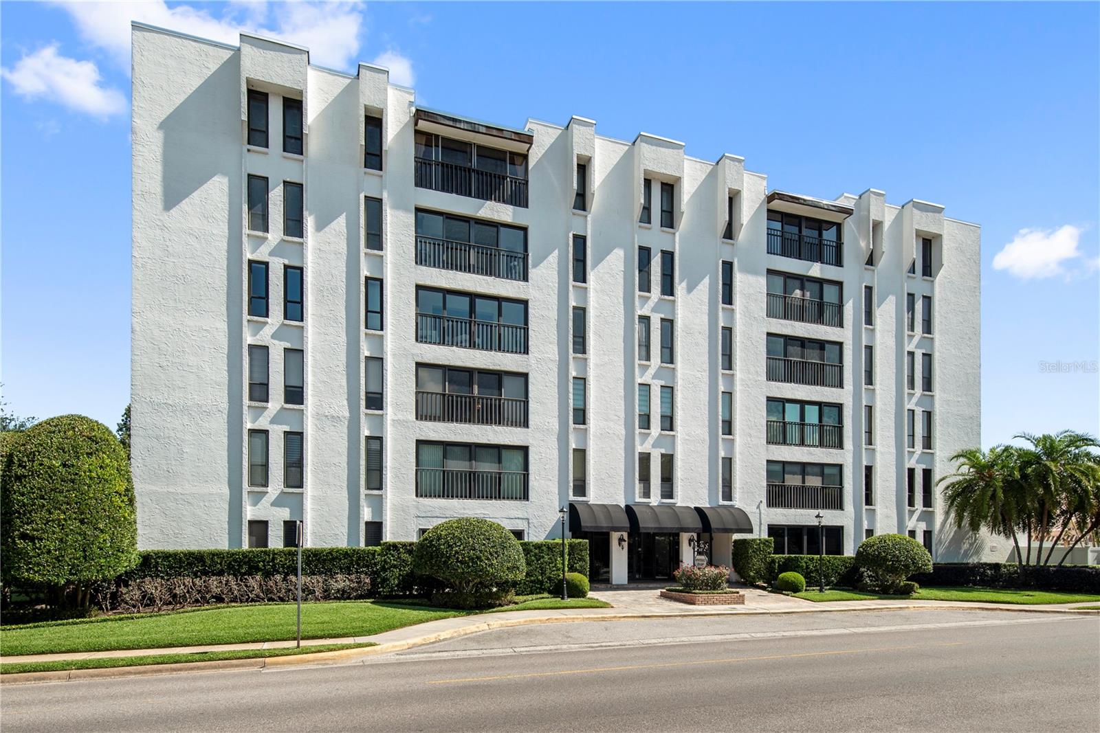 269 E CANTON AVE #269
