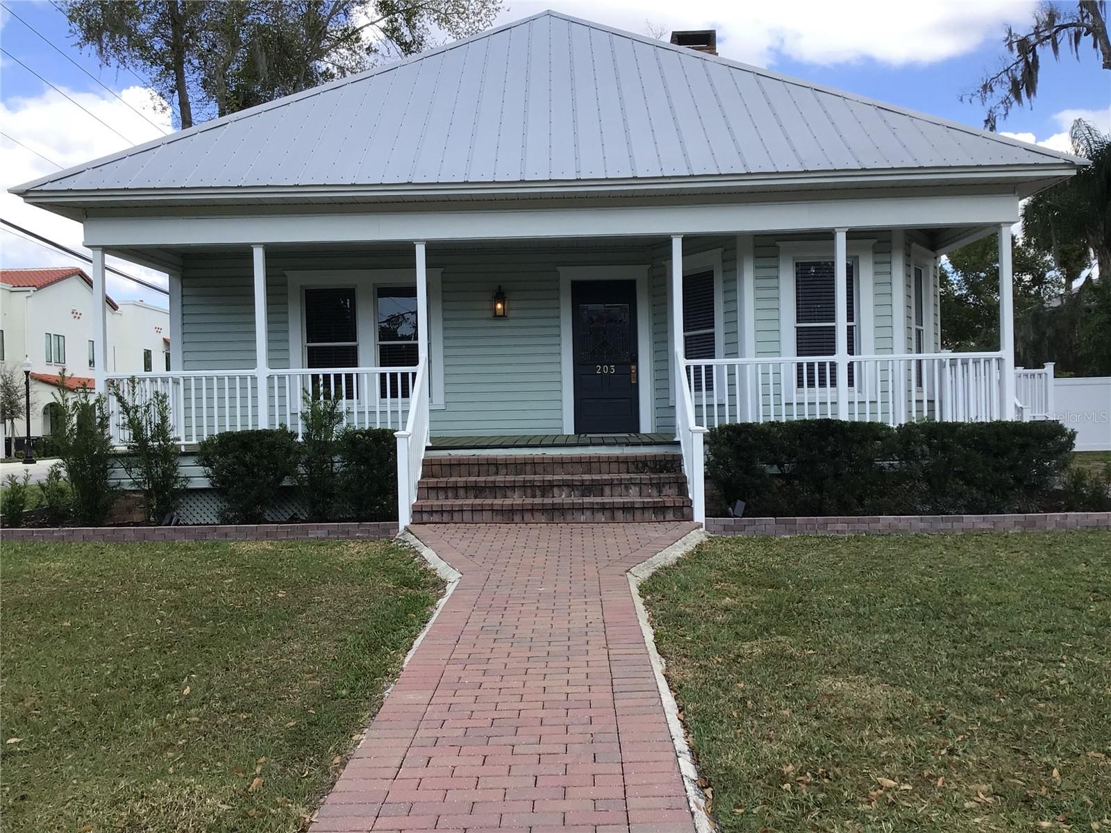 203 S MAIN ST