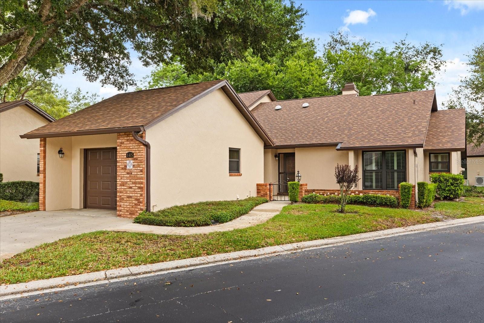 145 GOLF CLUB DR