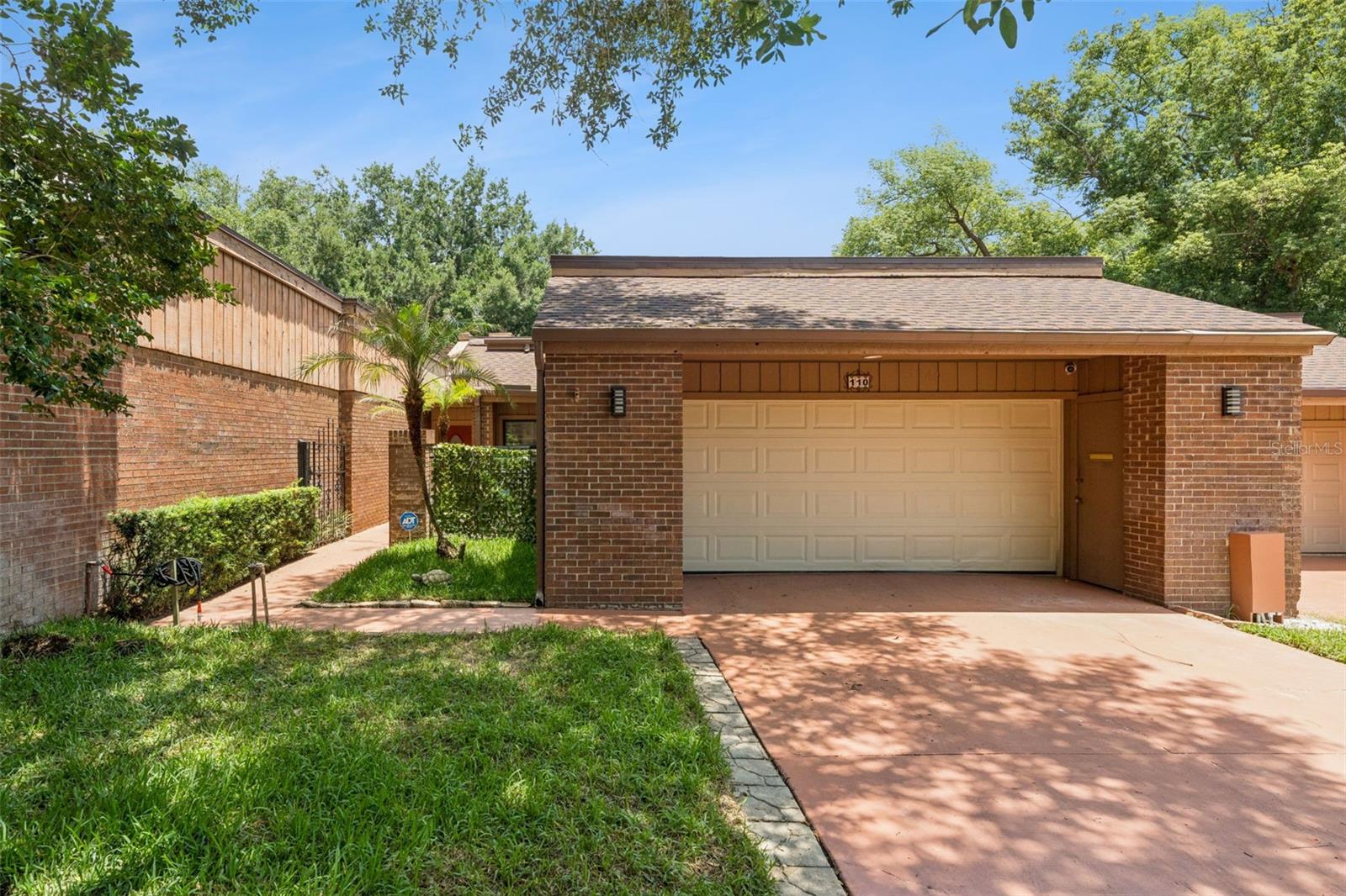 110 CEDAR POINT LN