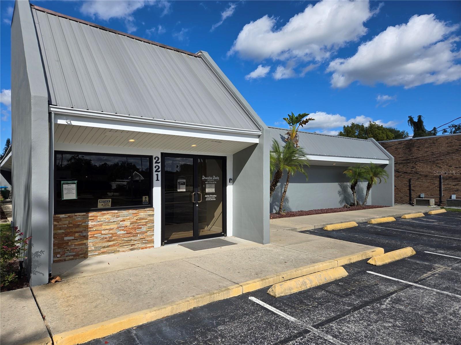 221 W STATE ROAD 434