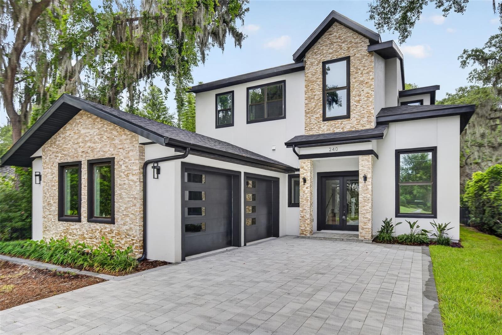240 N PHELPS AVE