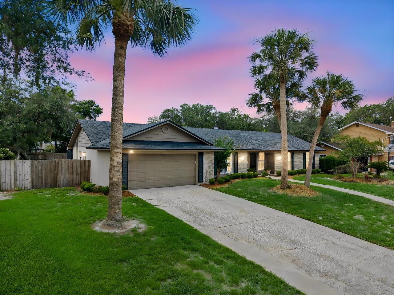 516 WOODVIEW DR