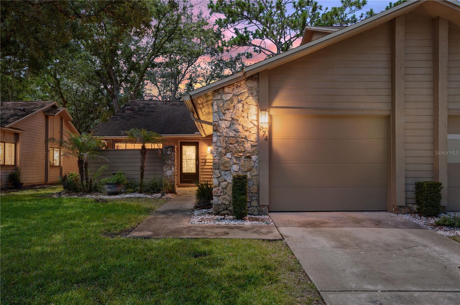 374 WINCHESTER PL