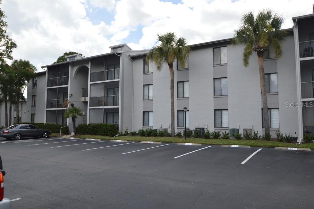 1612 S PINE RIDGE CIR #1612