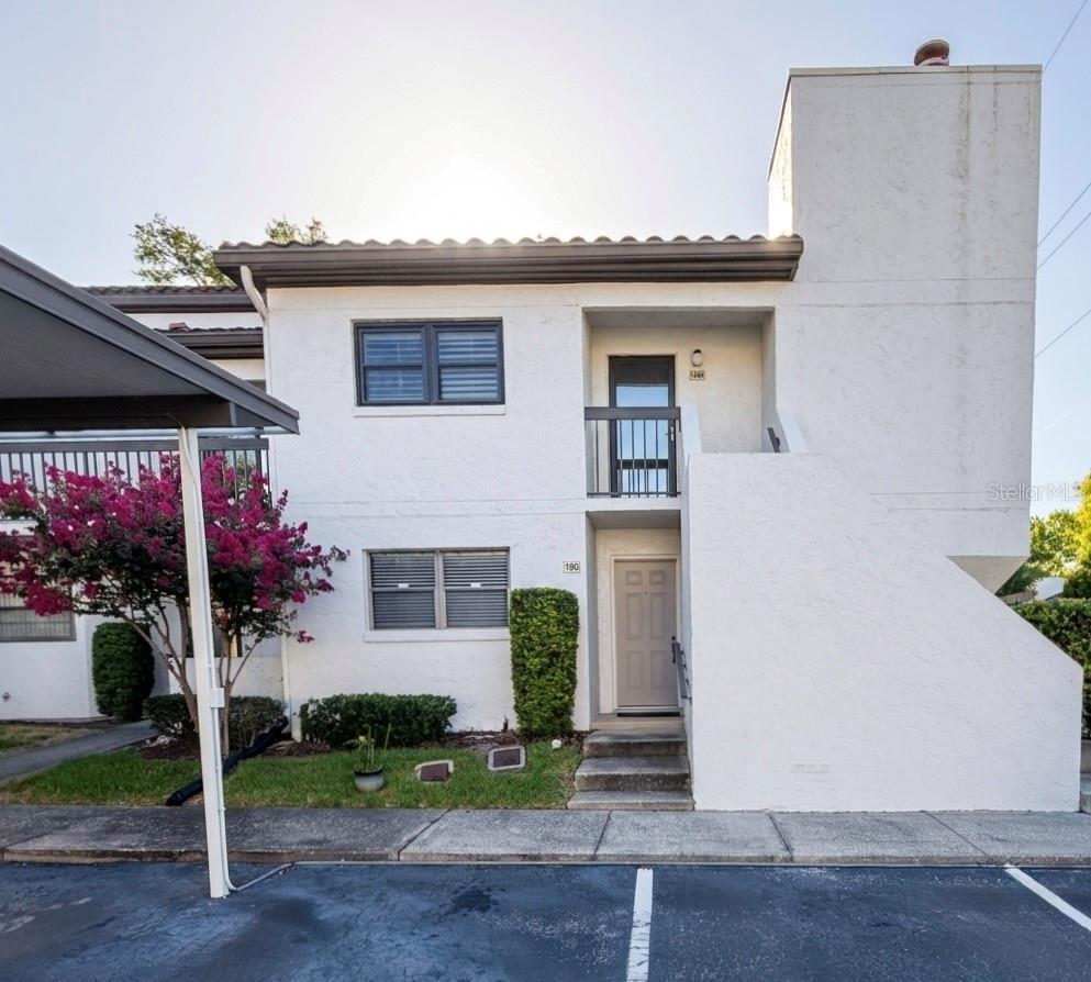 150 KILLARNEY BAY CT #5-5