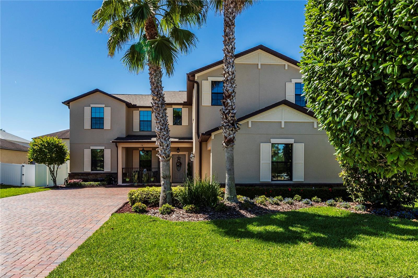 2052 SOLAR DR
