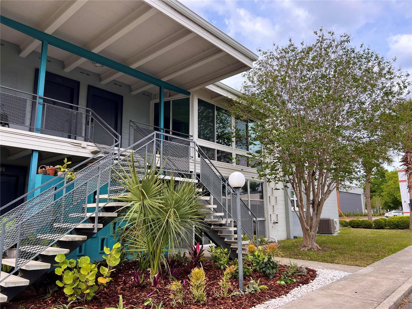151 N ORLANDO AVE #203