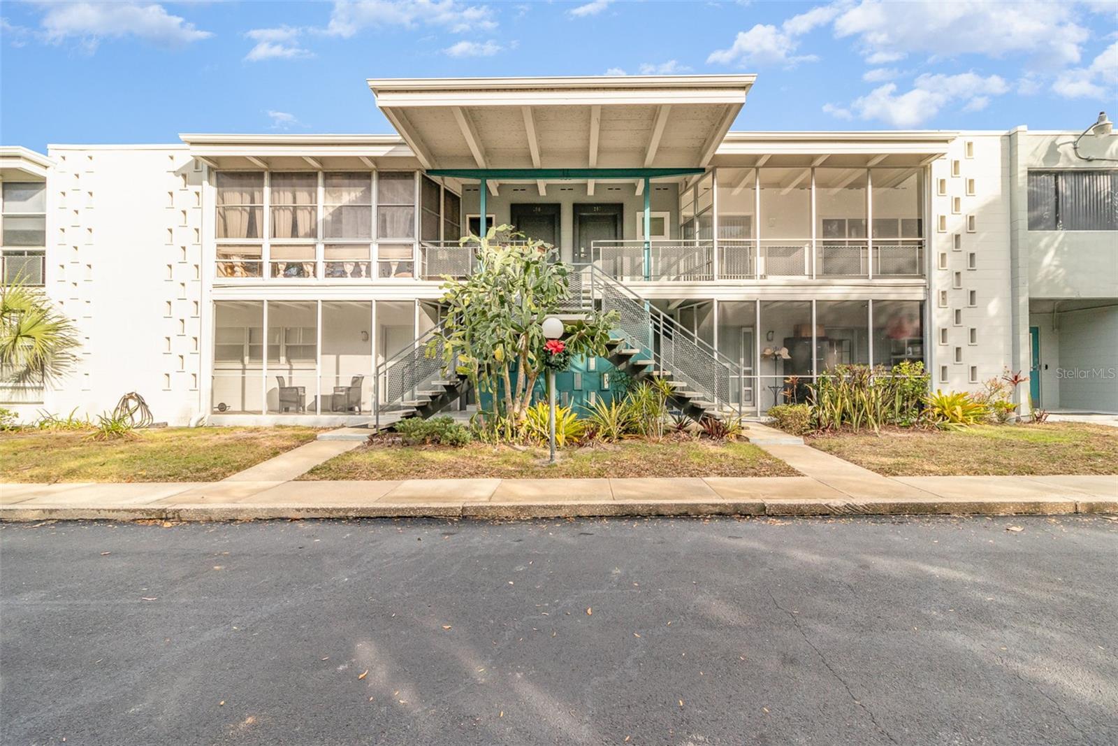 151 N ORLANDO AVE #207