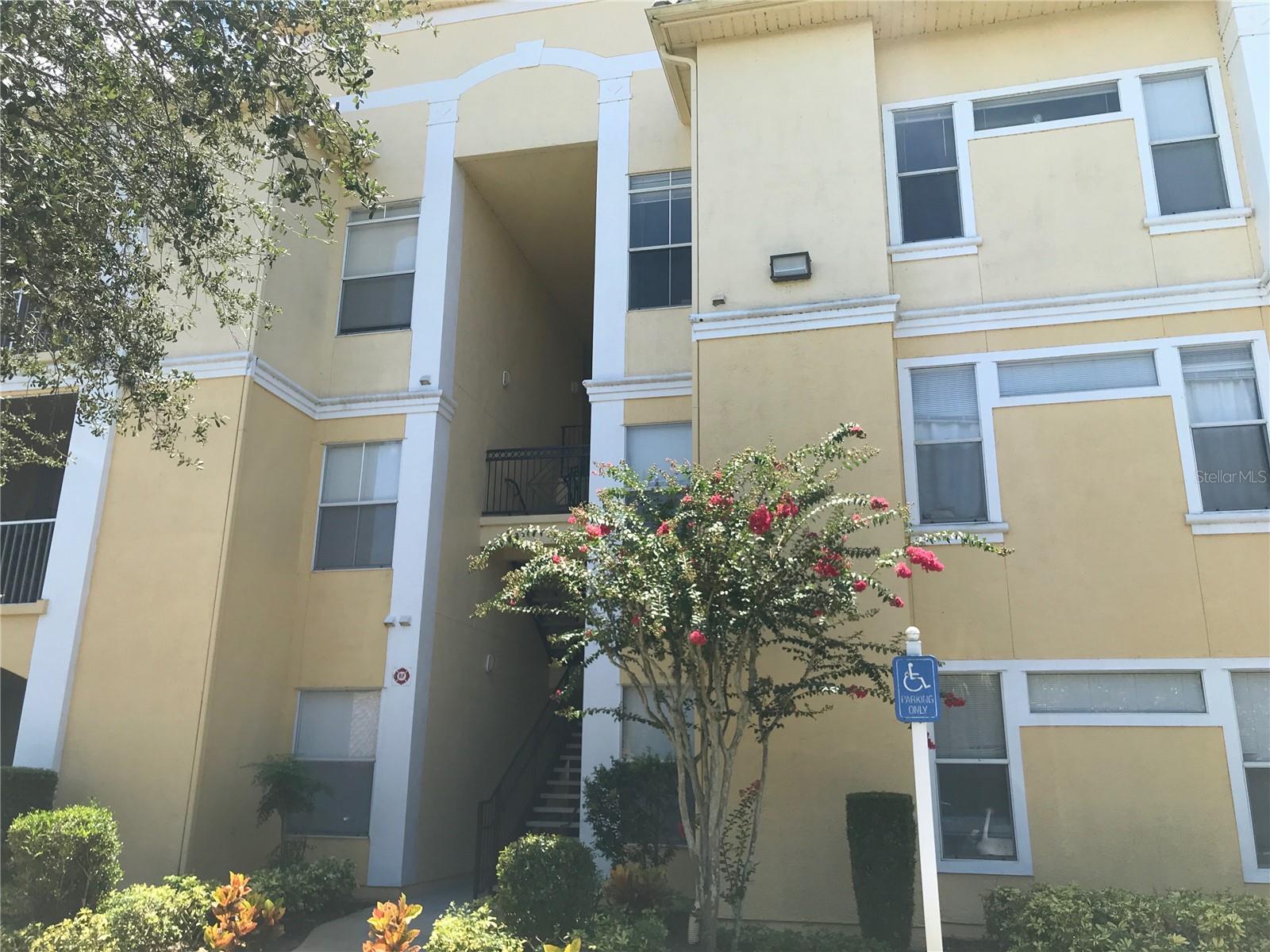 1420 LAKE SHADOW CIR #9306