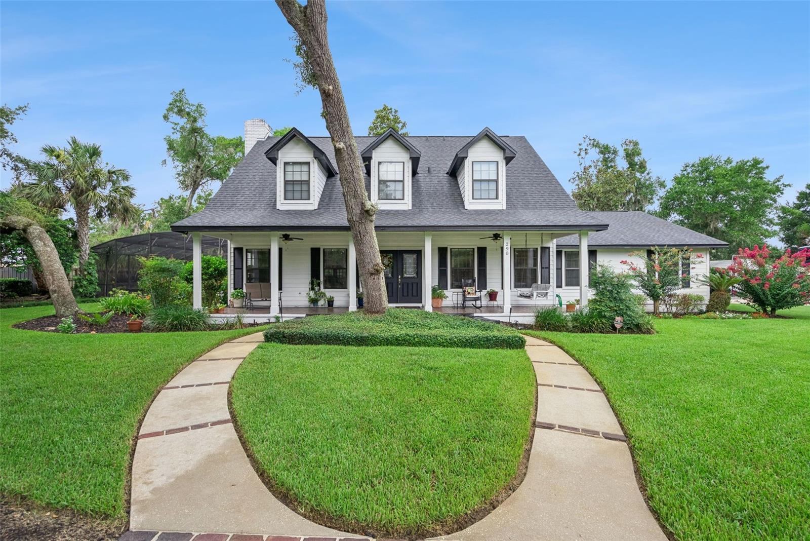 290 MANOR OAKS CT