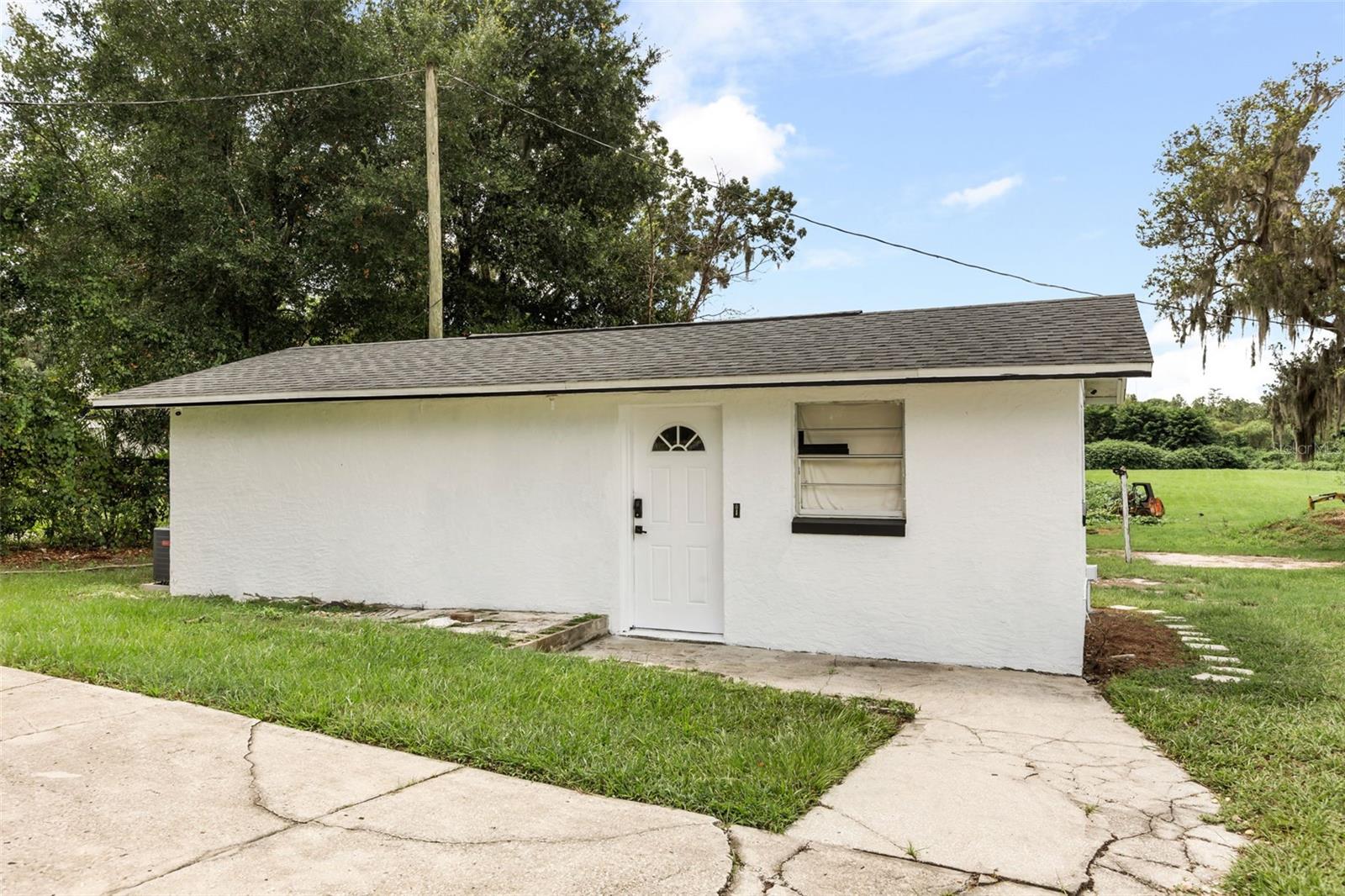 250 LONGWOOD HILLS RD