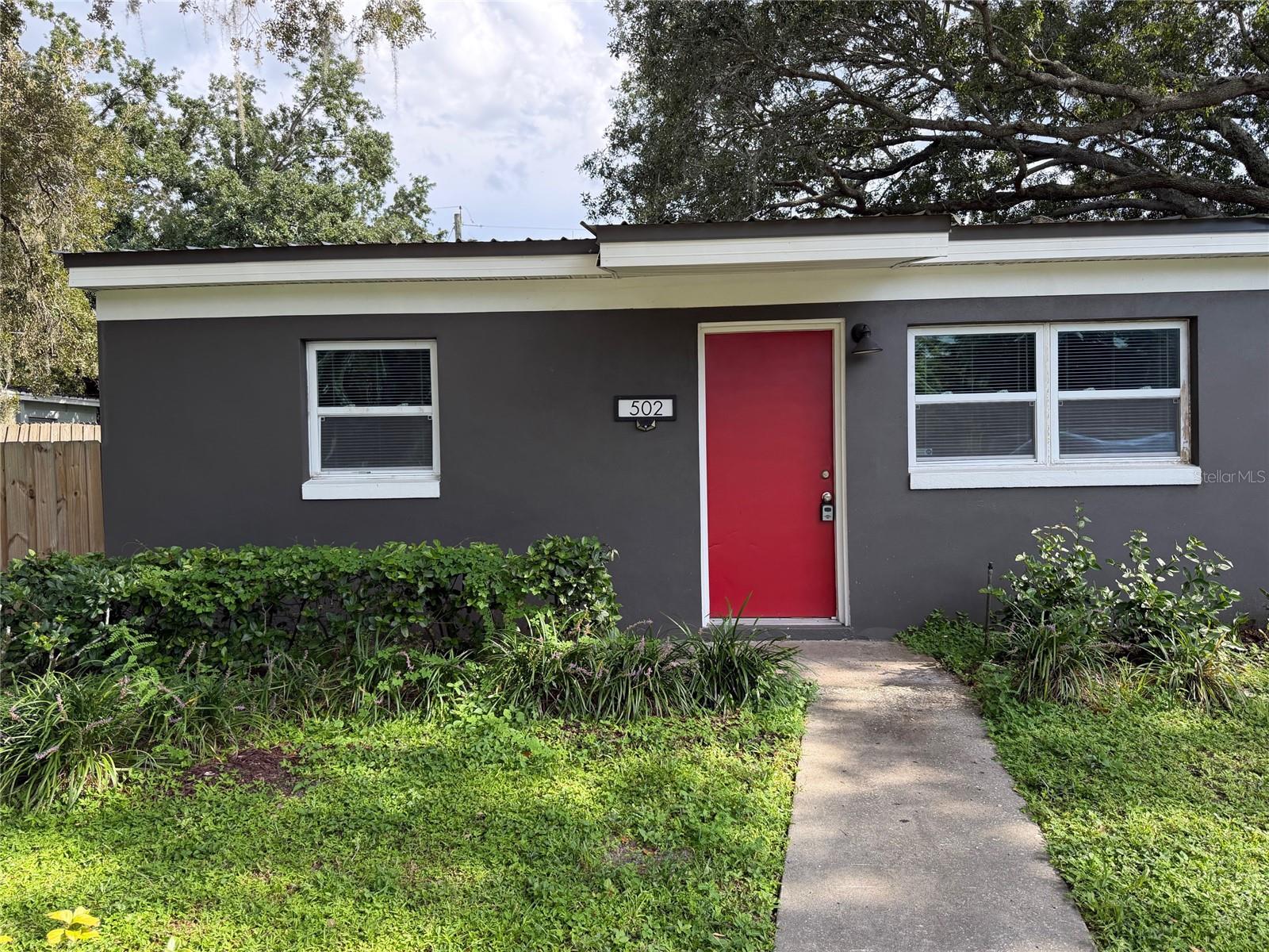502 VARSITY ST