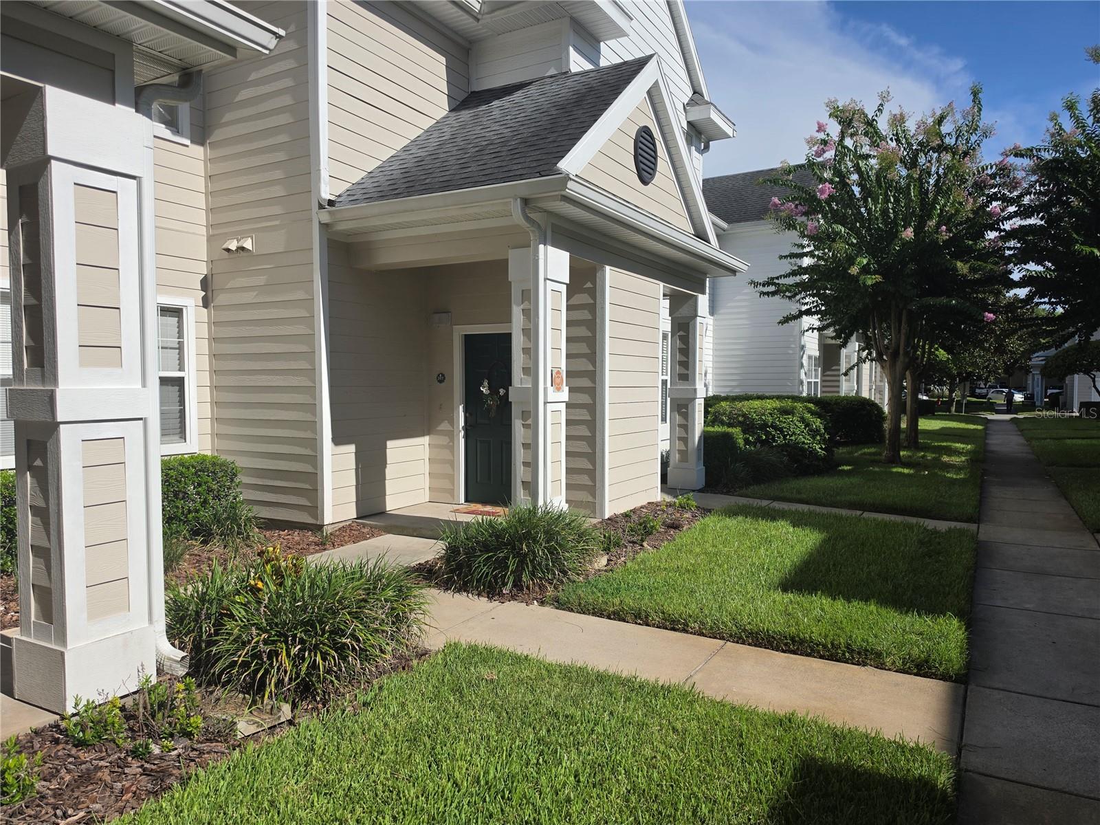 1300 EASTERN PECAN PL #207