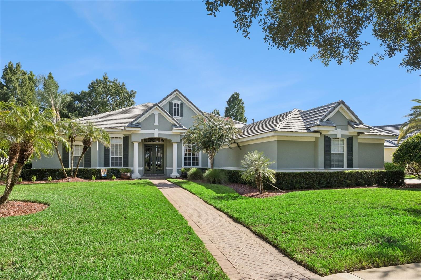 3226 REGAL CREST DR