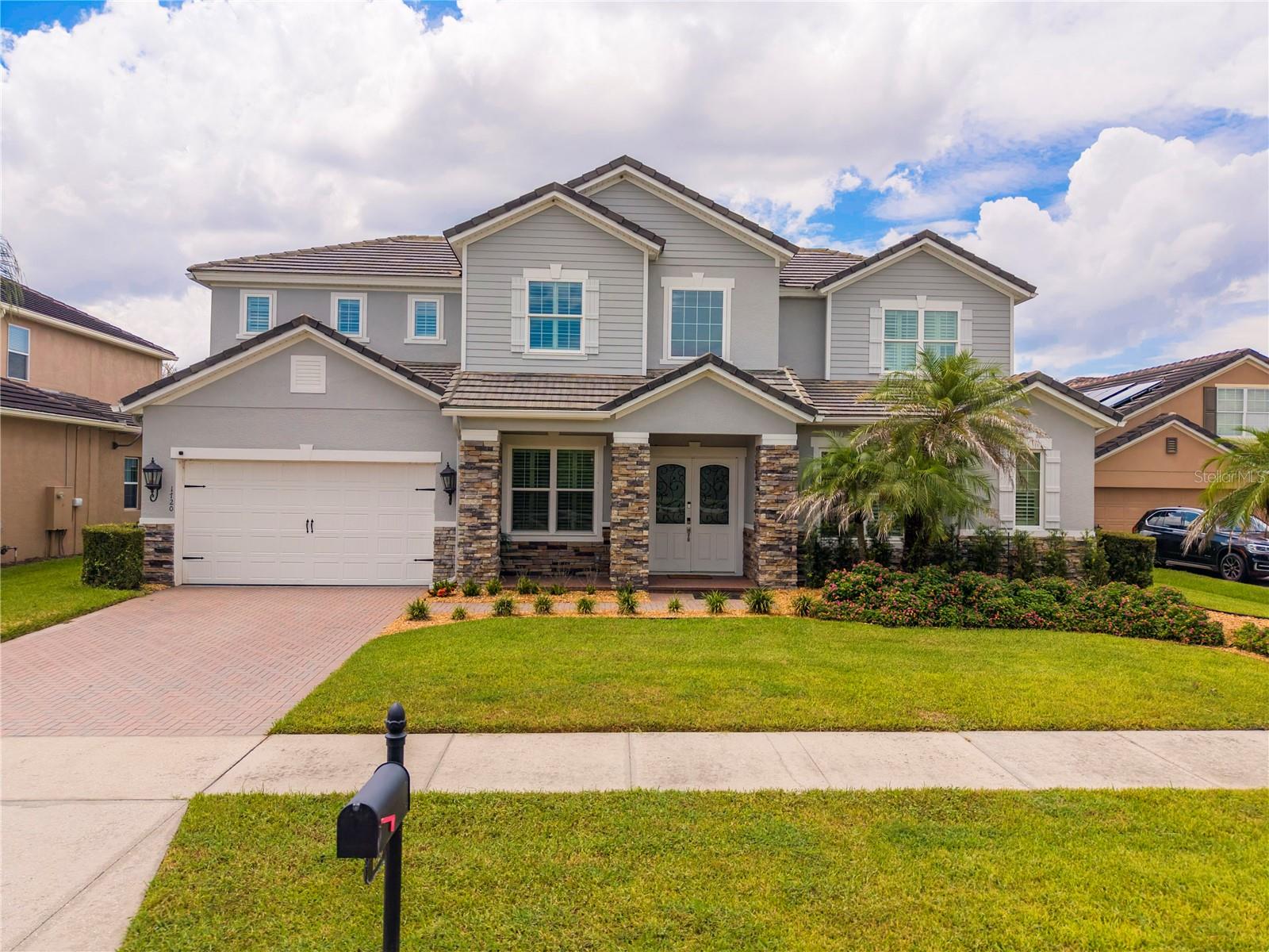 1720 LAKE ROBERTS LANDING DR