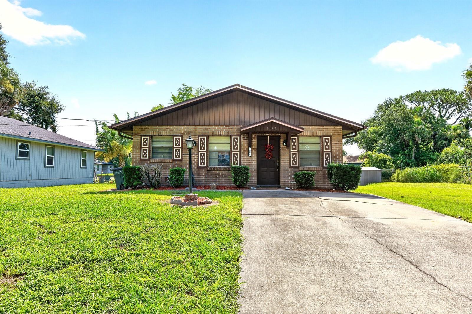1809 STRICKLAND AVE. AVE