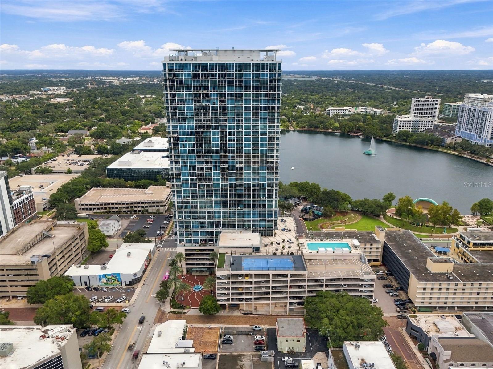 150 E ROBINSON ST #3105