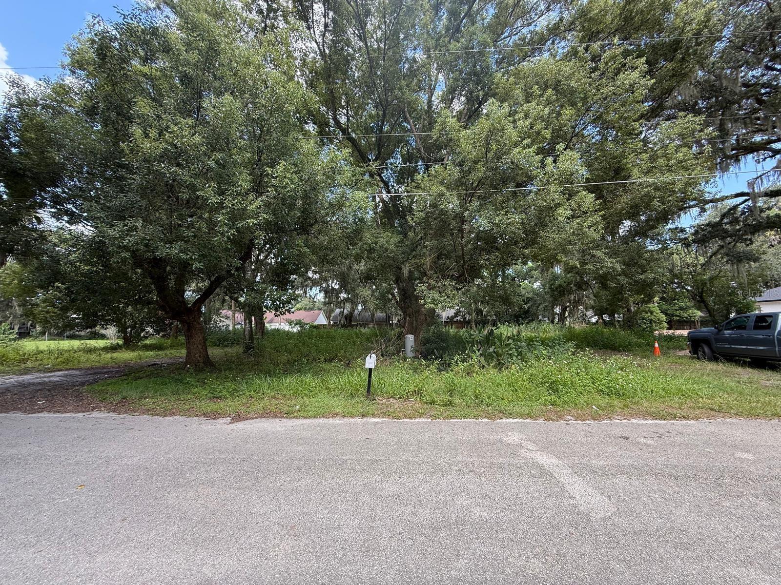 226 JONES AVE