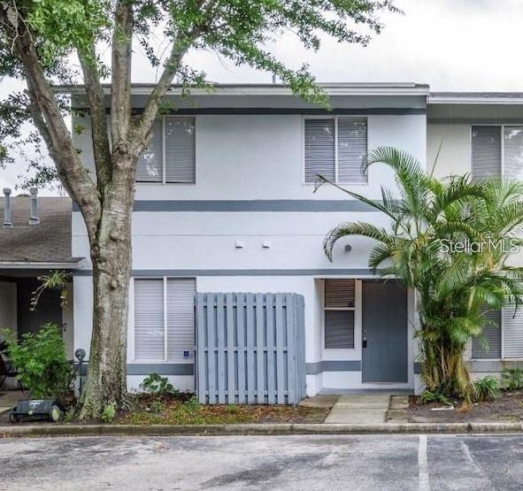 955 BUTTERFLY BLVD