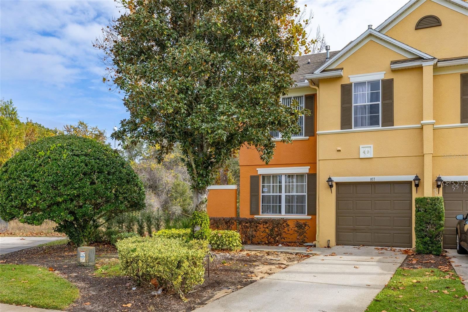 811 ASSEMBLY CT