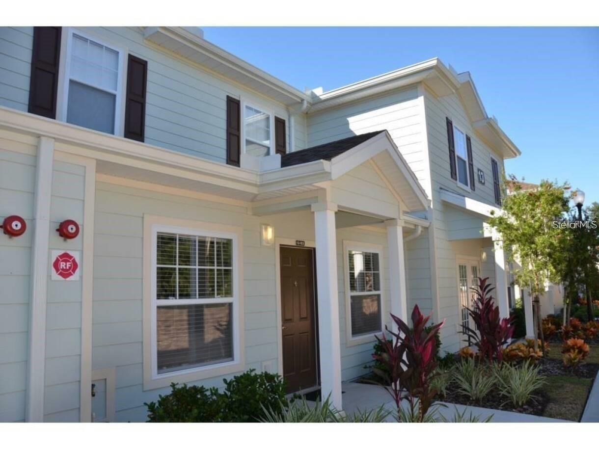5350 DIPLOMAT CT #103