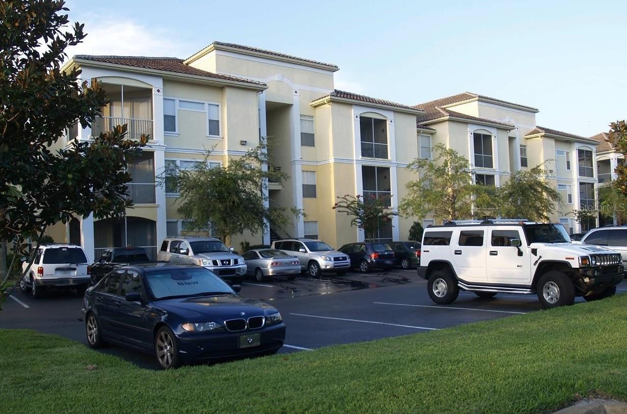 1440 LAKE SHADOW CIR #8306