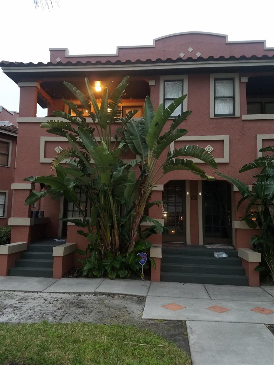 415 E Livingston St G