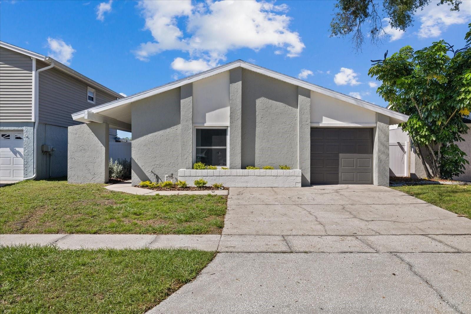 10710 Key Lime Way