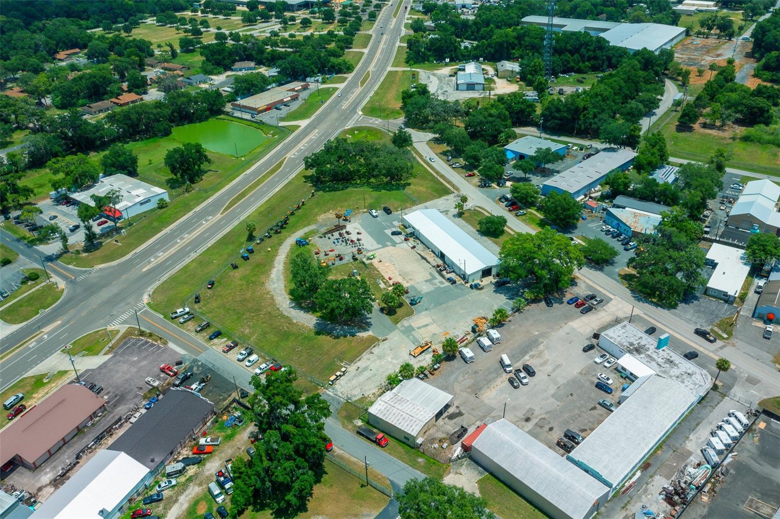 1904 NE Jacksonville Rd, Ocala, FL 34470